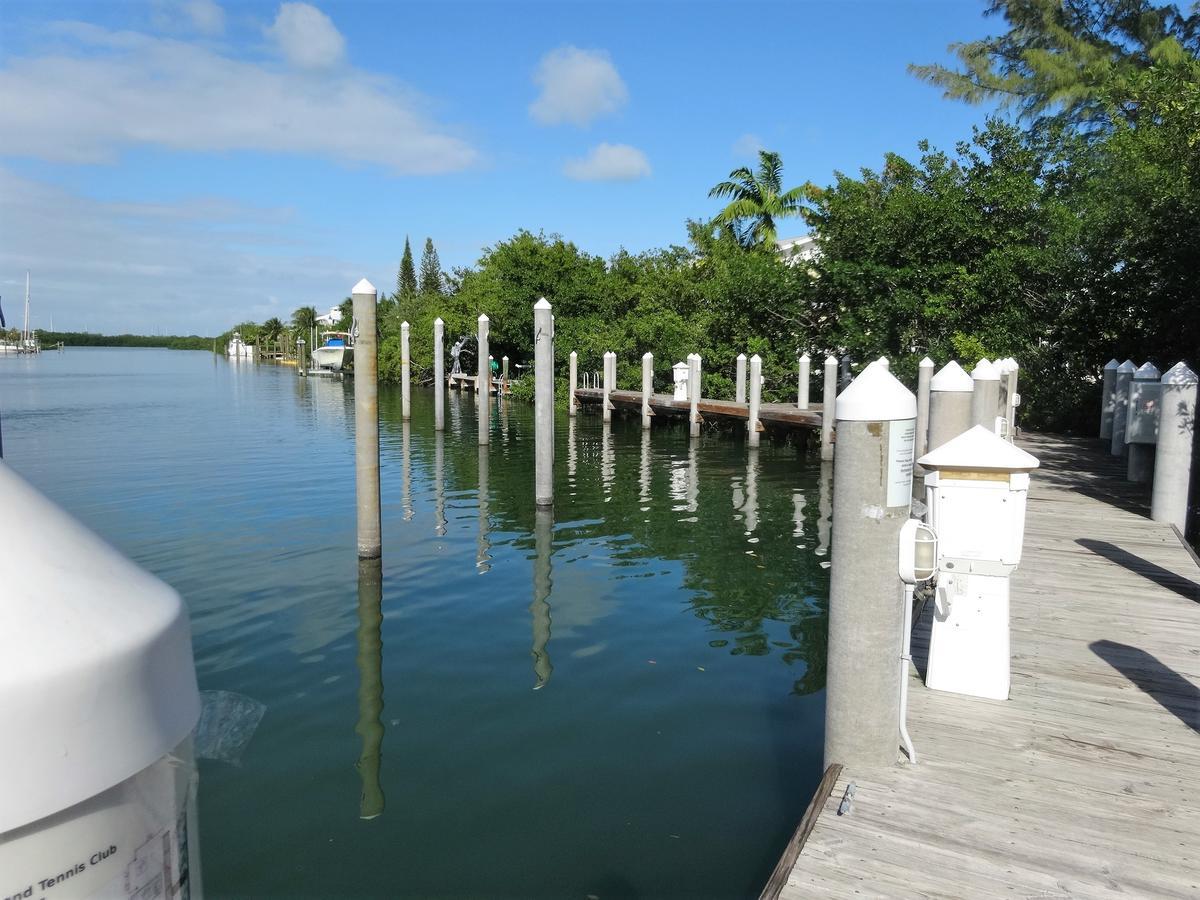 ماراثون Coco Plum Beach & Tennis Club & Marina المظهر الخارجي الصورة