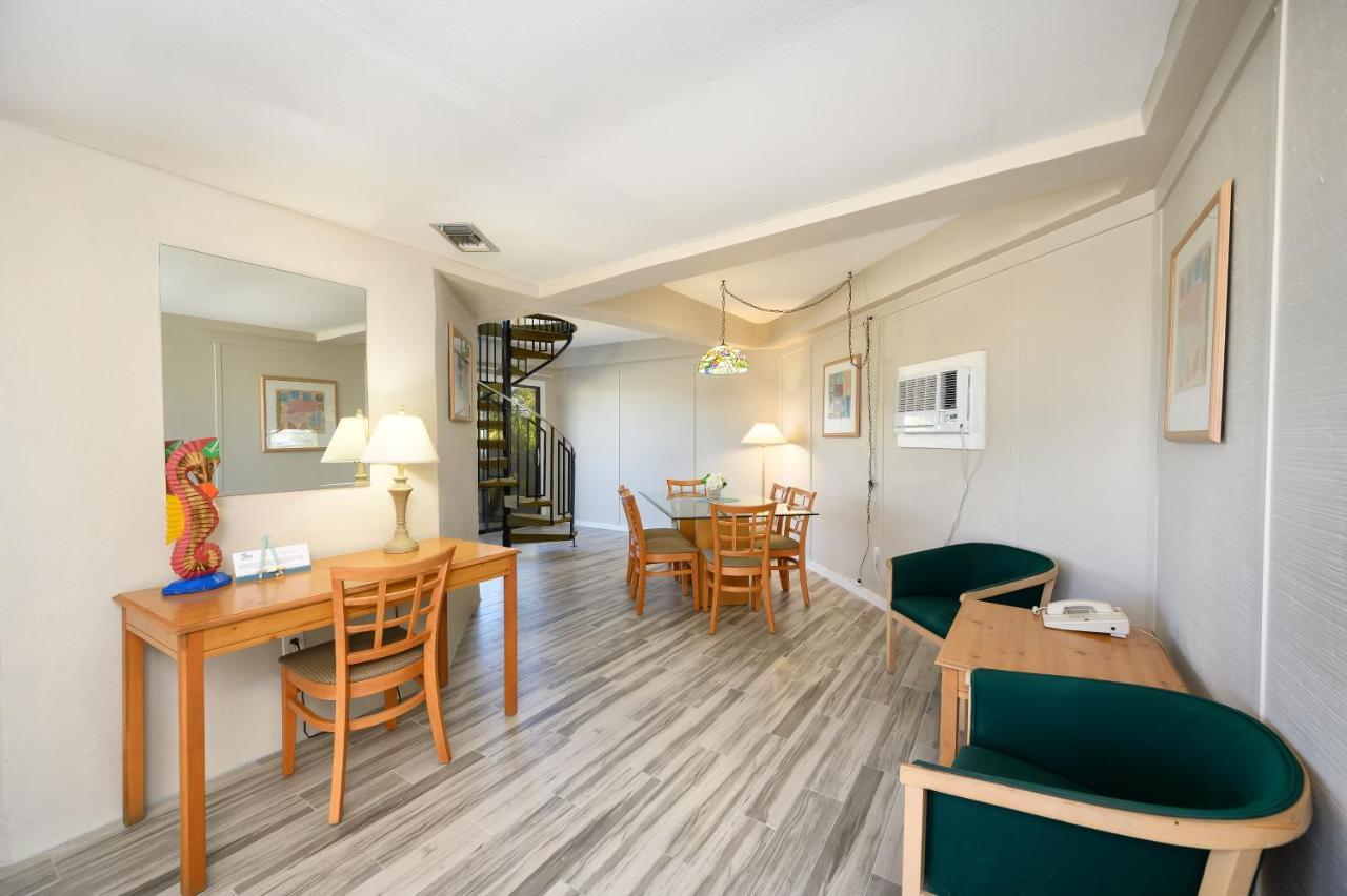 ماراثون Coco Plum Beach & Tennis Club & Marina المظهر الخارجي الصورة